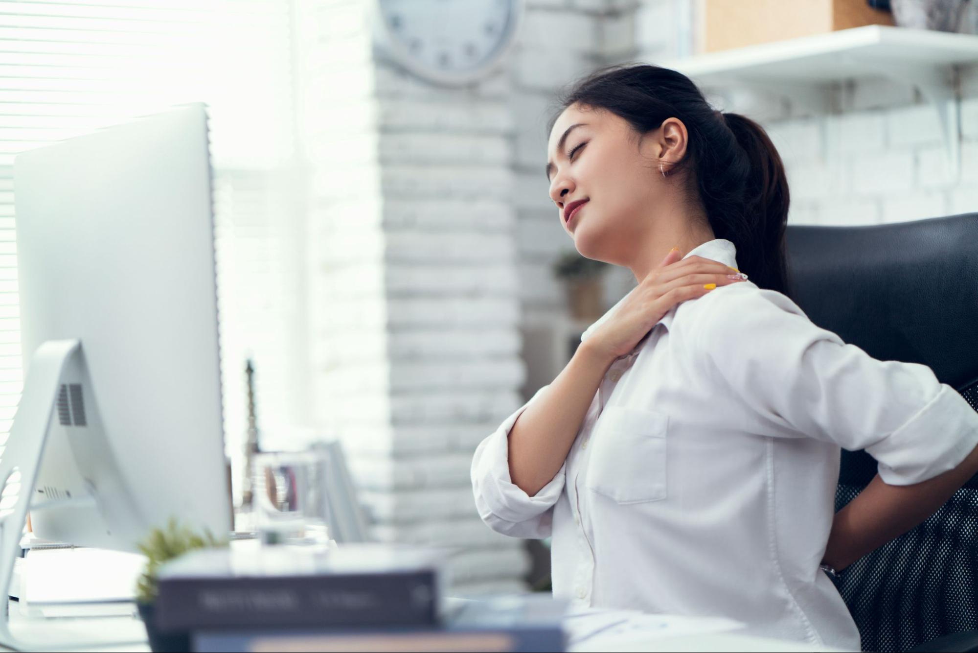 women having back pain